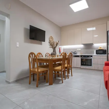 Peristeri Luxury Retreat-3